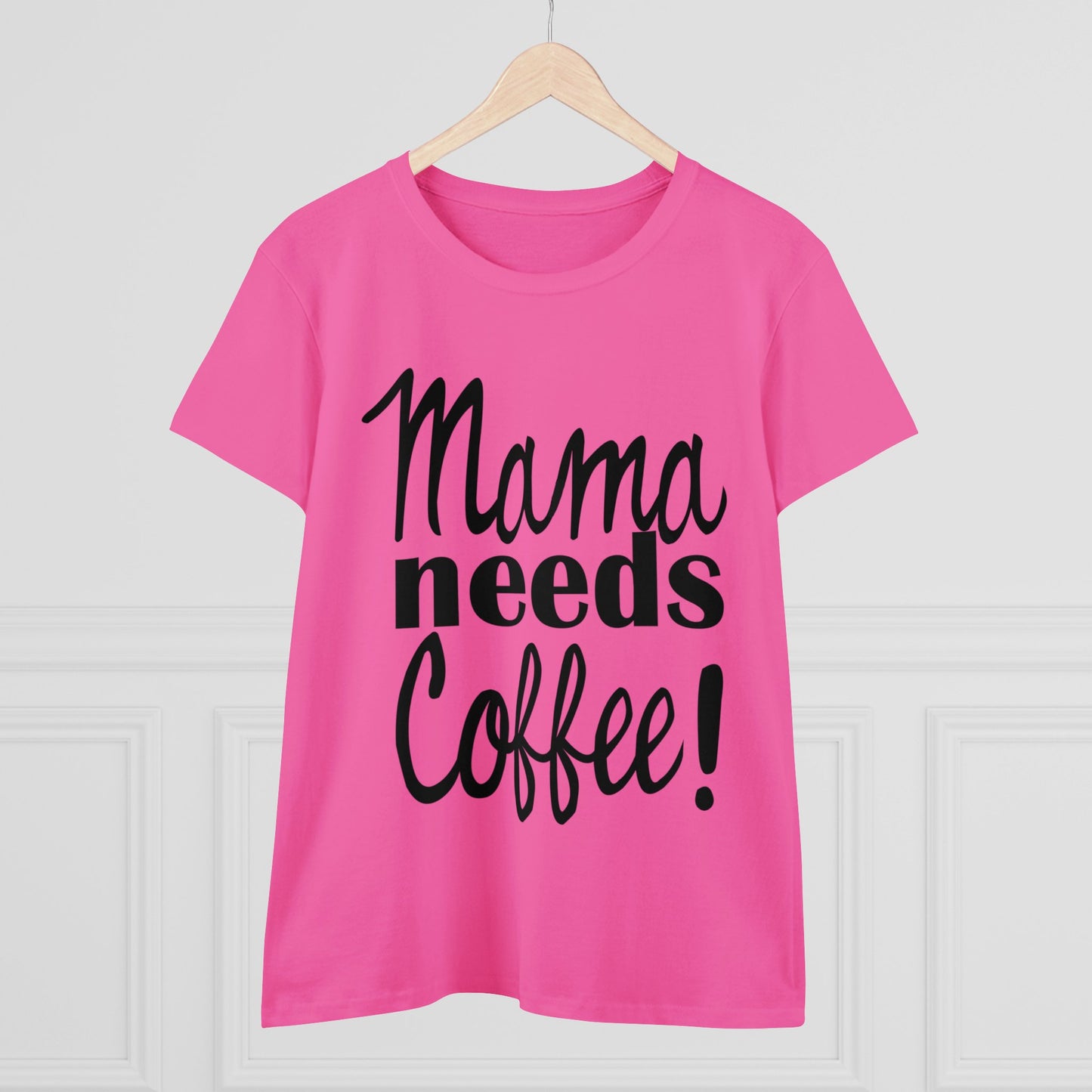 Mama Needs Coffee Women's Tee-shirt SEMI-FITTED